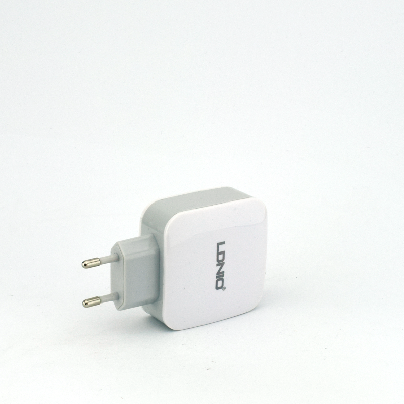 СЗУ LDNIO DL-AC70 3USB 3.4A Micro - Image 3